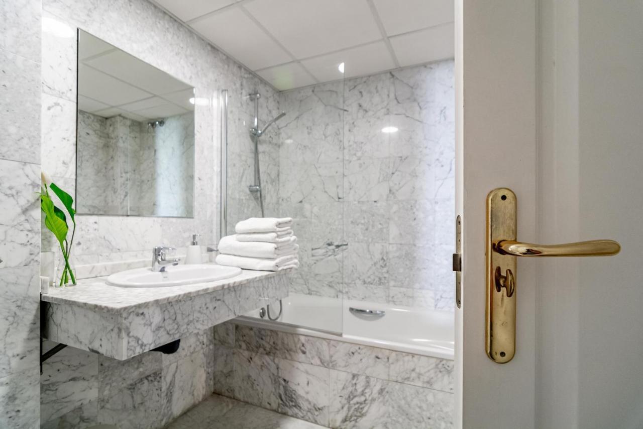 Pr45- Beach Front Apartment Puerto Banus Marbella Esterno foto